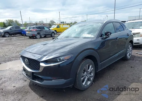 2022 Mazda Cx-30 Premium z USA, uszkodzony, nr VIN 3MVDMBDL5NM413878
